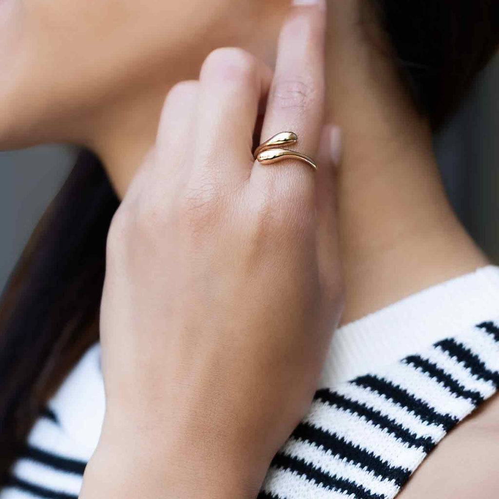 Adjustable Teardrop Ring