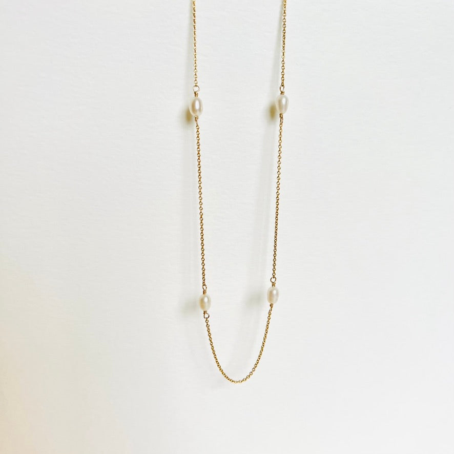 Dainty Pearl Necklace